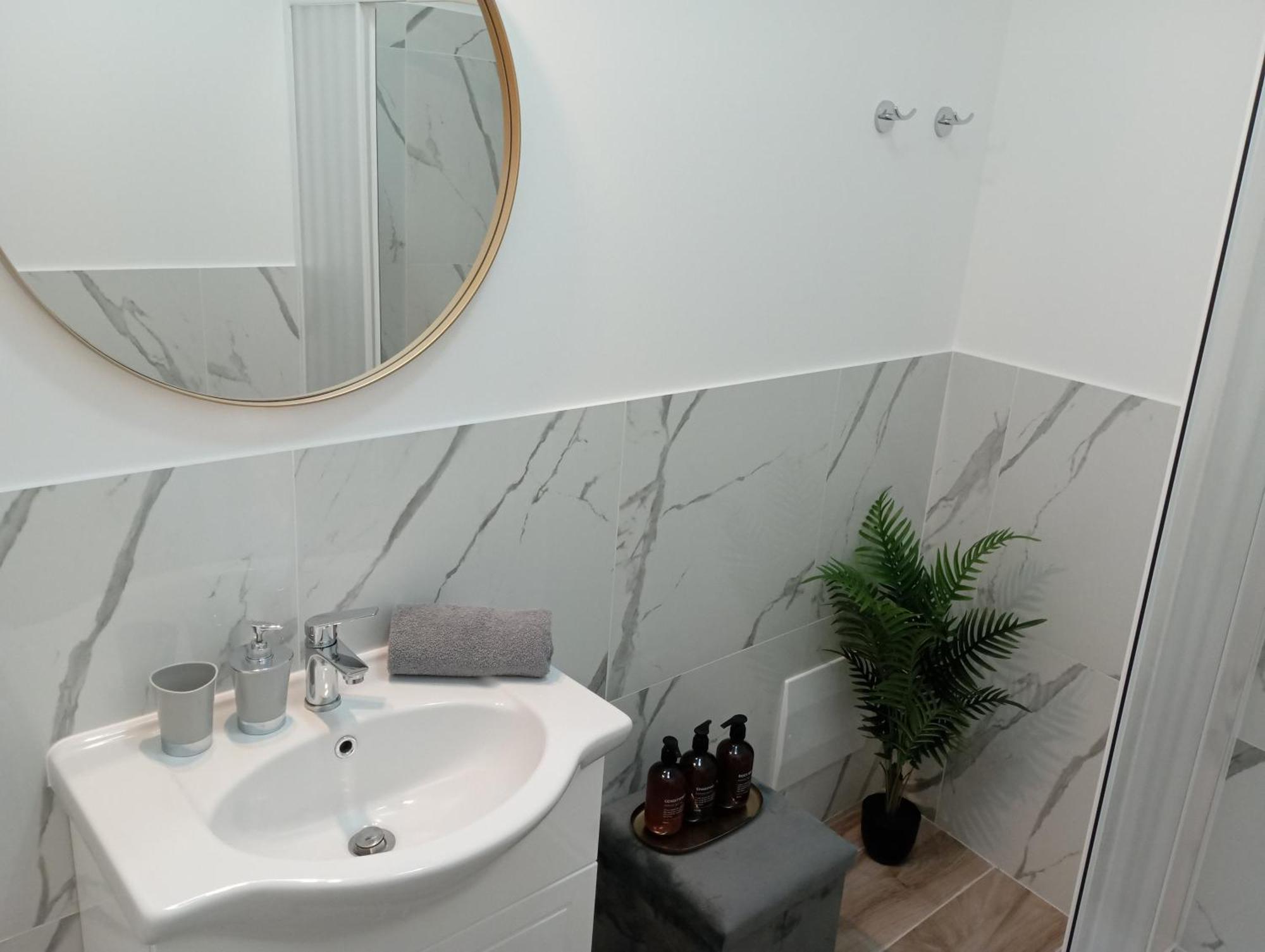 Niu Rooms 奥里斯塔诺 外观 照片