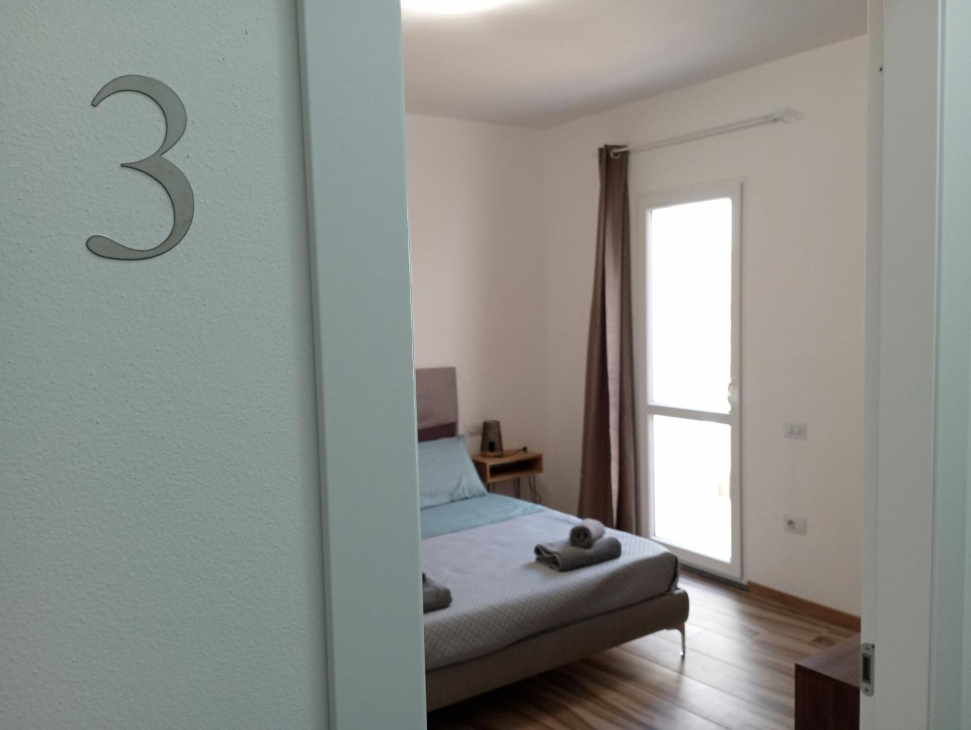 Niu Rooms 奥里斯塔诺 外观 照片